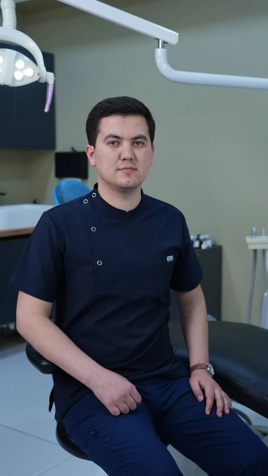 Махкамов Асилбек, Стоматолог — хирург-имплантолог